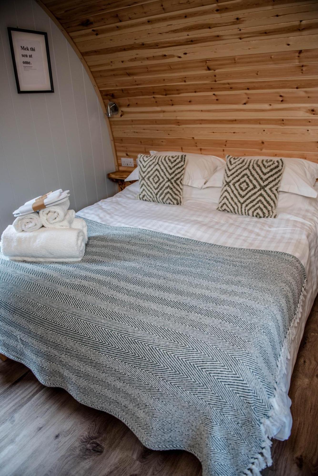 Отель Eastfield Glamping Farm Spennithorne Экстерьер фото